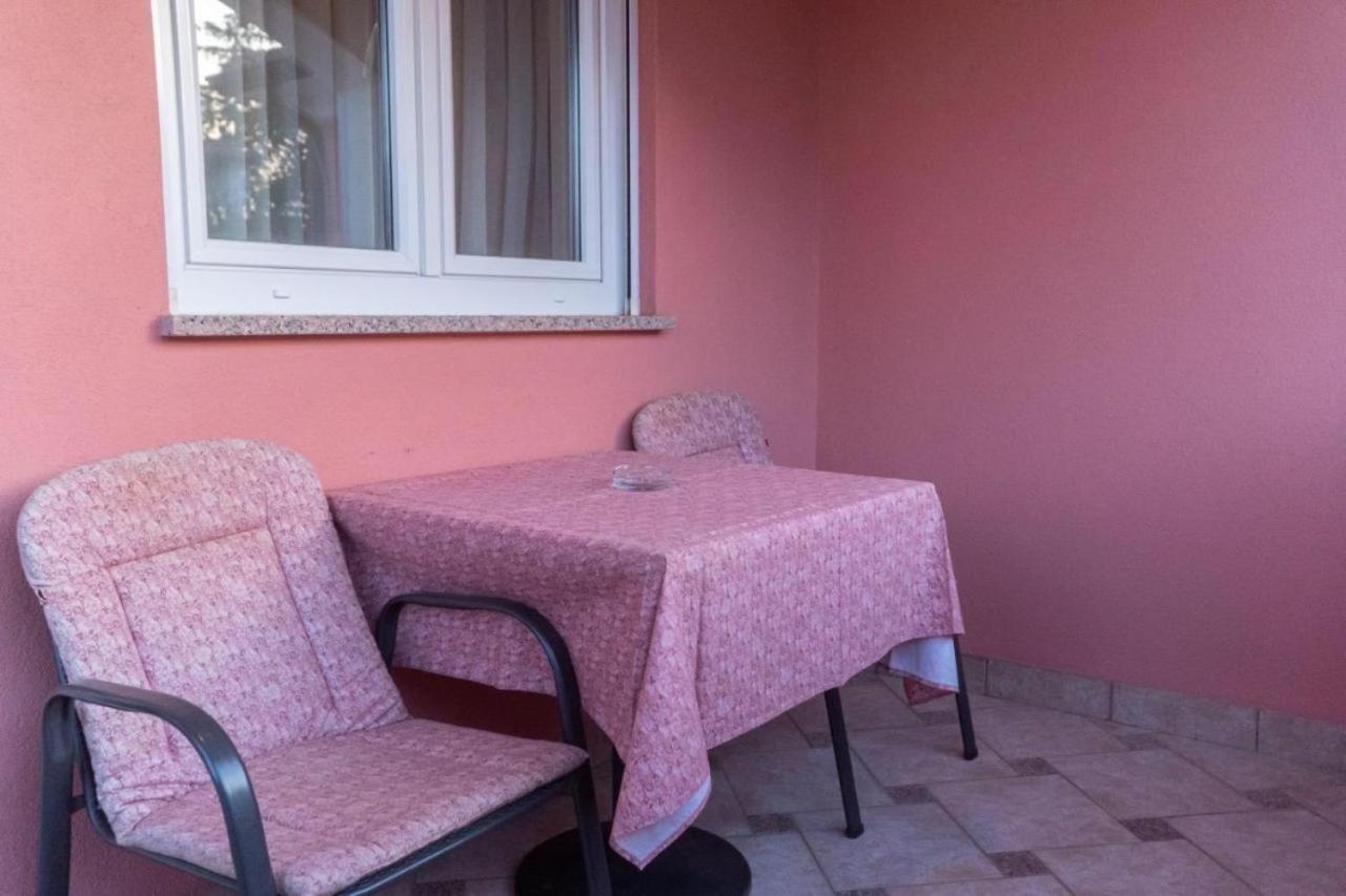 Apartments And Rooms Villa Chiara Крница Екстериор снимка