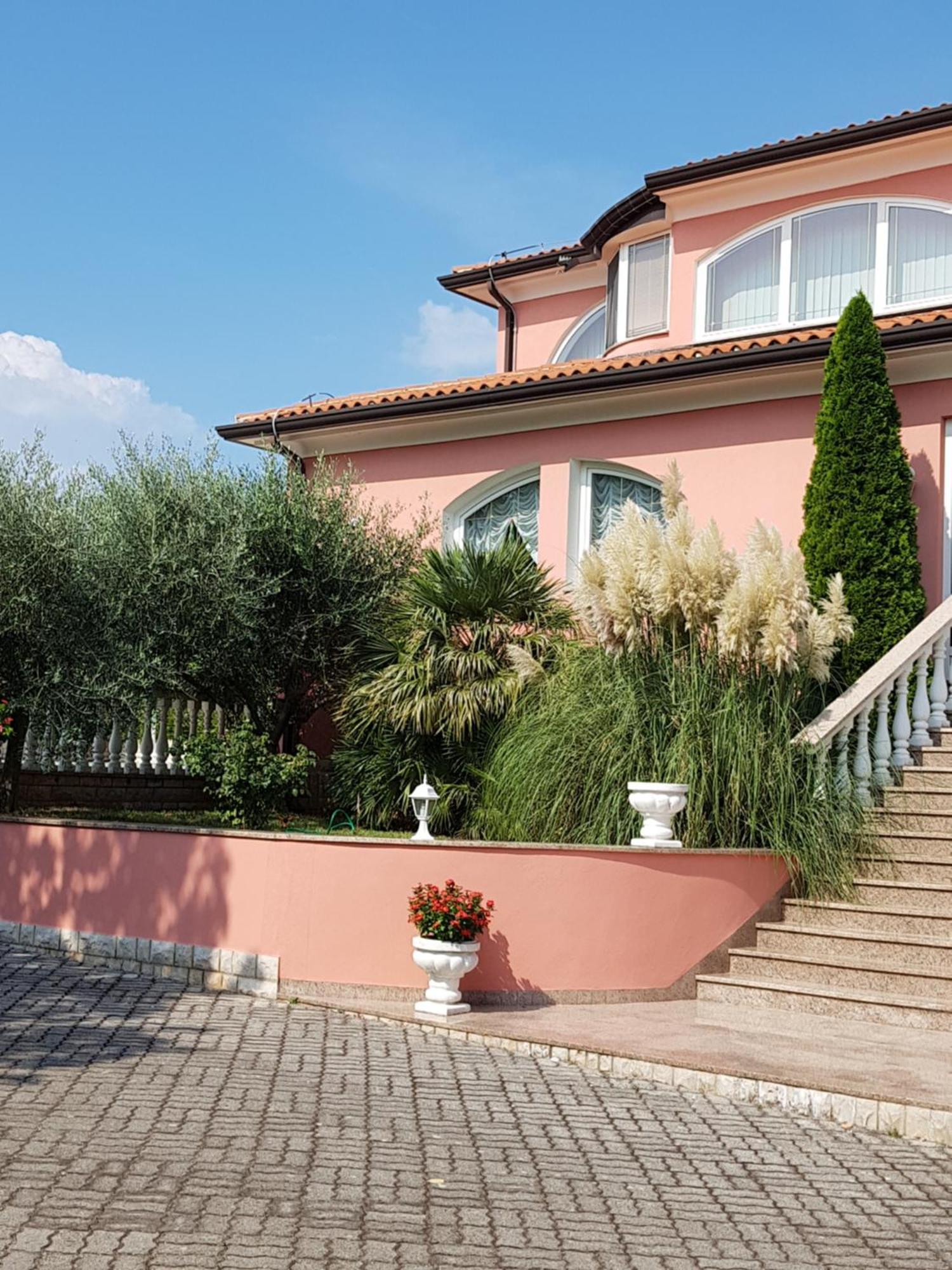 Apartments And Rooms Villa Chiara Крница Екстериор снимка